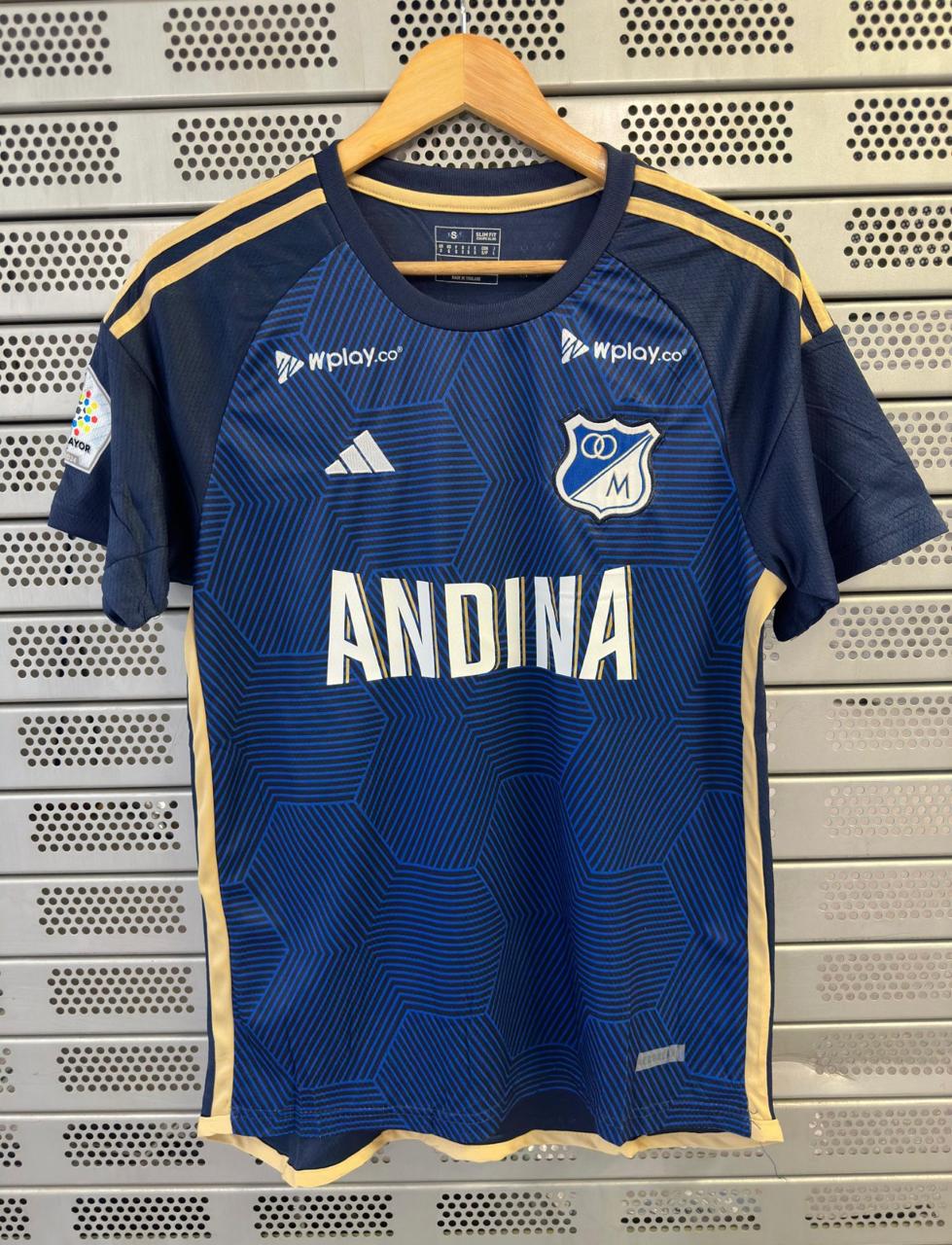 Camiseta Millonarios